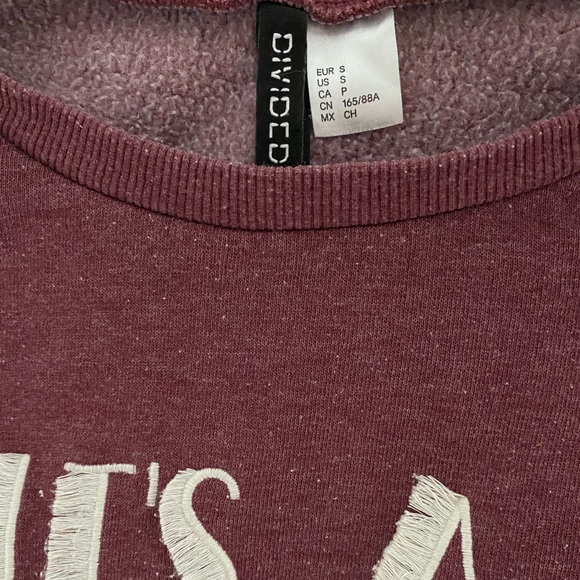 Sweatshirt - Picture 2 of 2